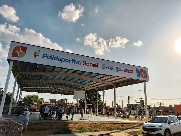 Playón deportivo Barrio Savio