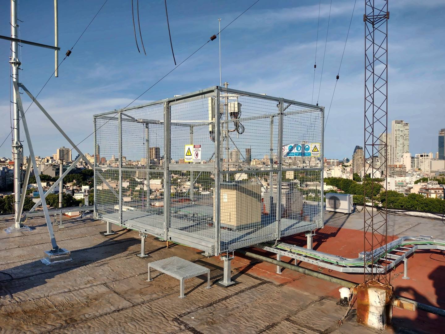 Sitio de telecomunicaciones en azotea, Palermo